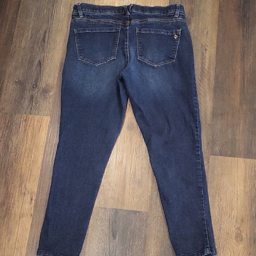 Democracy "Ab"solution Jeans - Picture 3 of 3